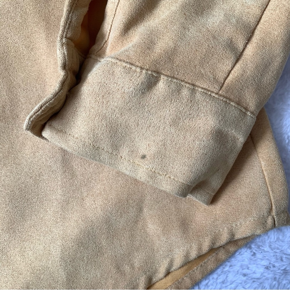 Yellow Button Down - Picture 5 of 6